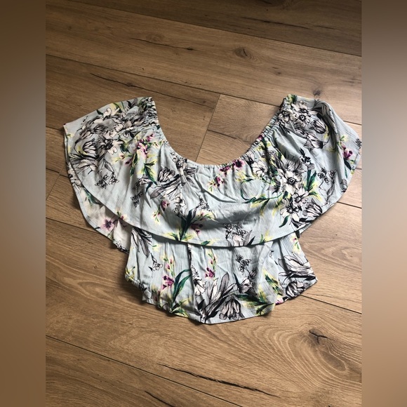 BAND OF GYPSIES Arica Off The Shoulder Crop Top Size Large - Never Worn - Picture 3 of 10